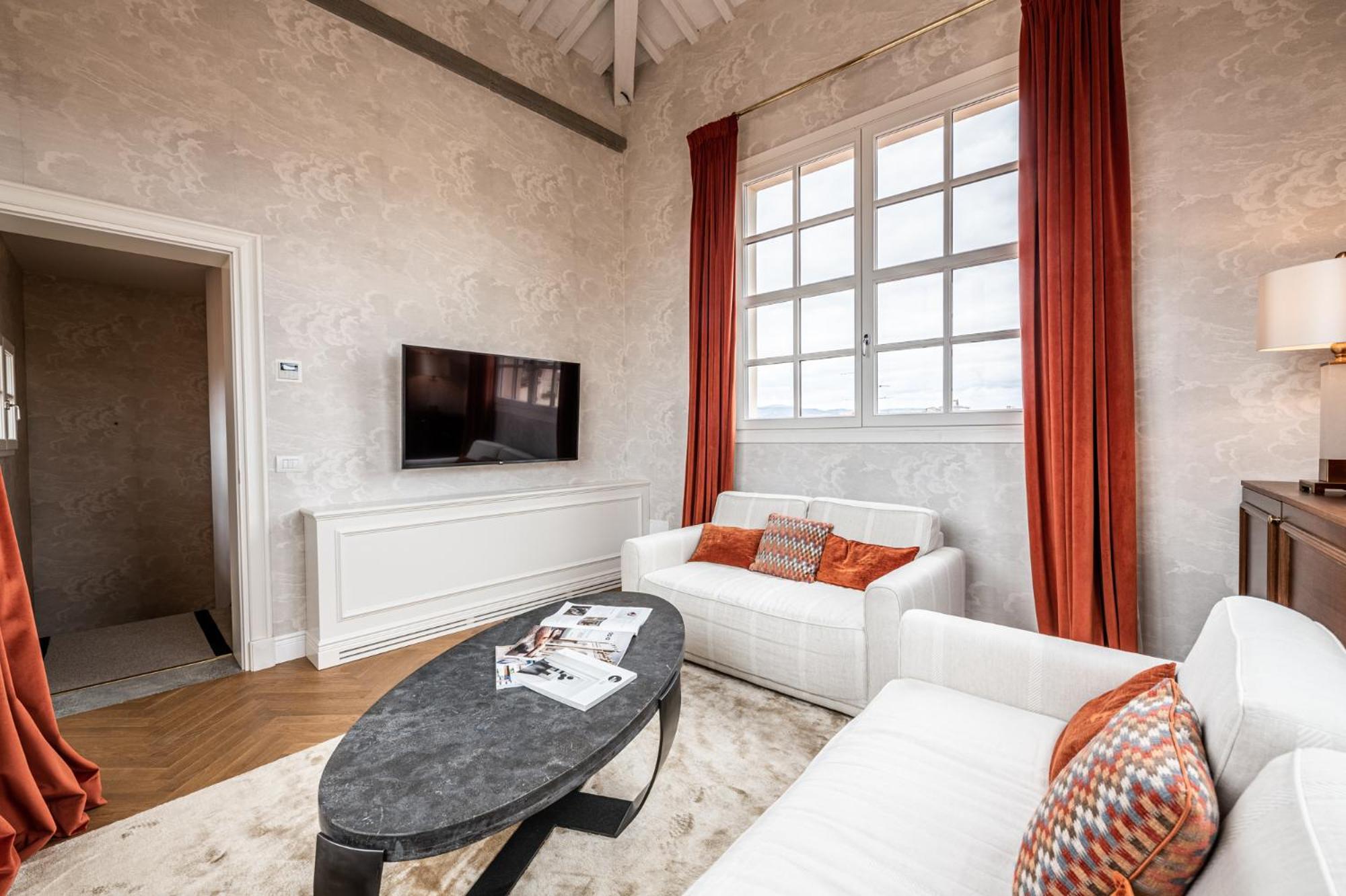 Torretta Penthouse Luxury In By Palazzo Pazzi Vitali Florencia